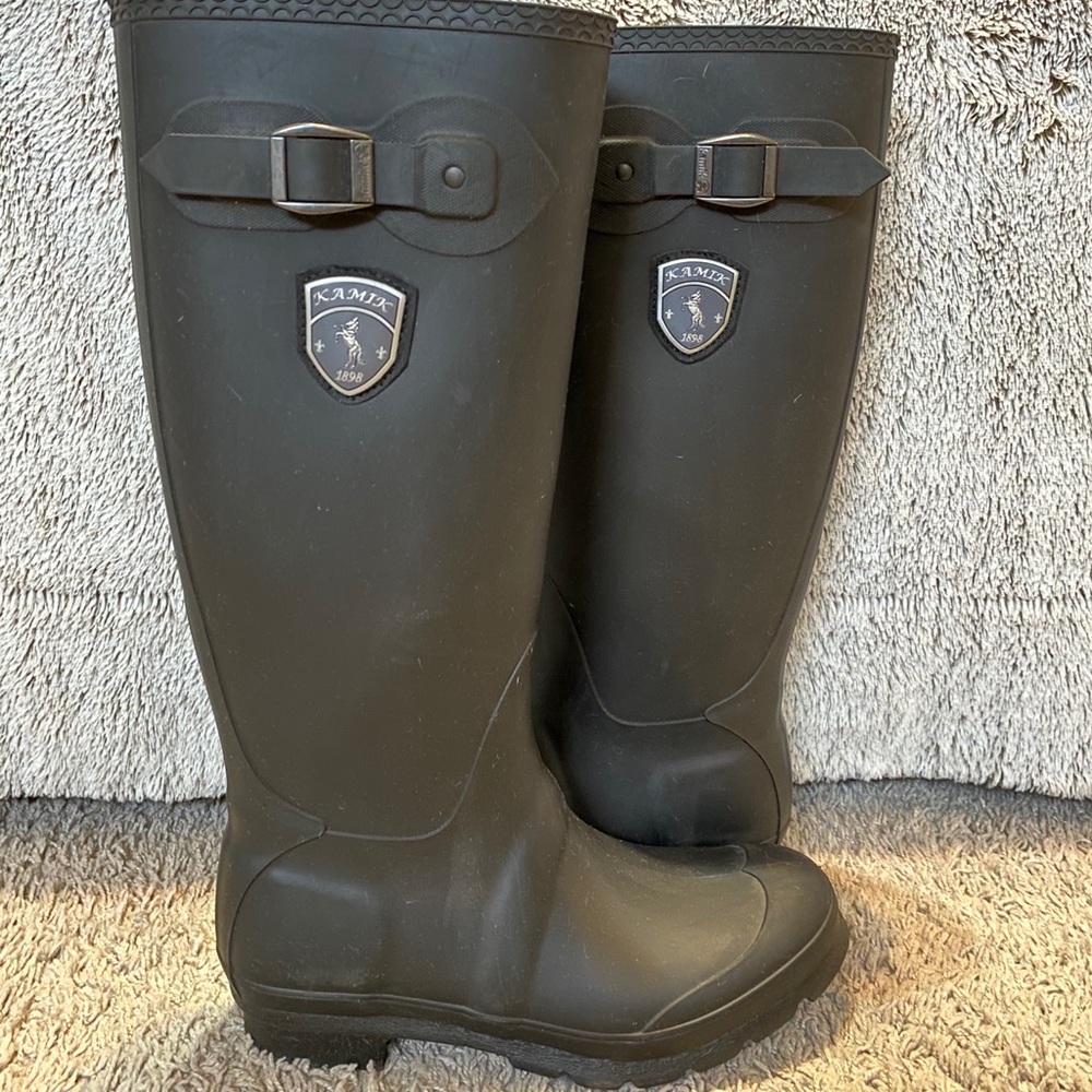Kamik rain boots